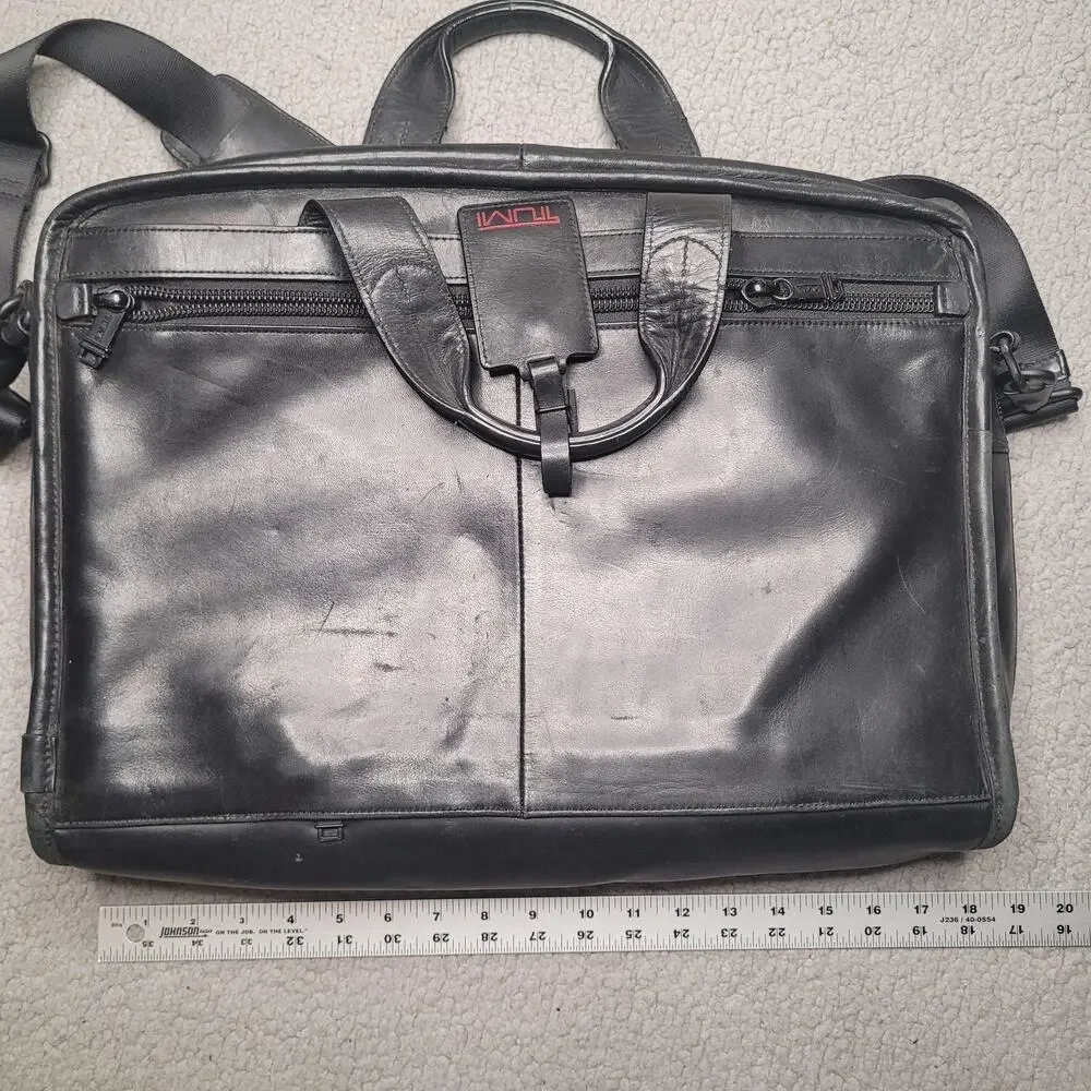 Tumi Two Way Laptop Briefcase Bag Black Leather Adjustable Shoulder Strap Work